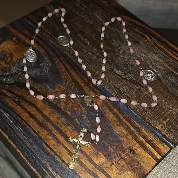 Vintage Pink Bronze Silver Tone Medals Color Rosary Necklace Faith Love Hope - Picture 2 of 16